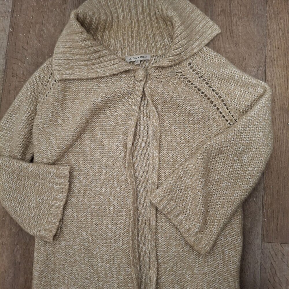 Laura Ashley Womens Open Front Beige Cardigan Sweater With Button Detail  US6 - Picture 5 of 7